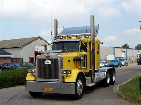 TopWorldAuto >> Photos of Peterbilt 359 - photo galleries