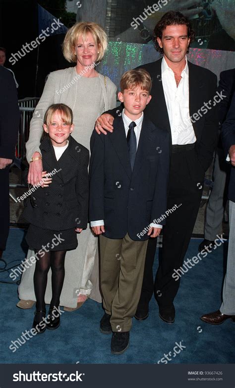 12jun97 Melanie Griffith Antonio Banderas Children Stock Photo 93667426 ...