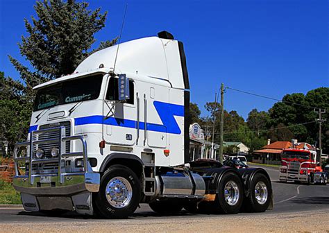 TopWorldAuto >> Photos of Freightliner FLB 90 - photo galleries