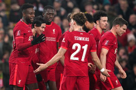 Jurgen Klopp praises Liverpool FC fringe players for staying and ...