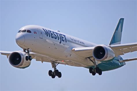 C-GURP: WestJet Boeing 787-9 Dreamliner (Seating For 320)