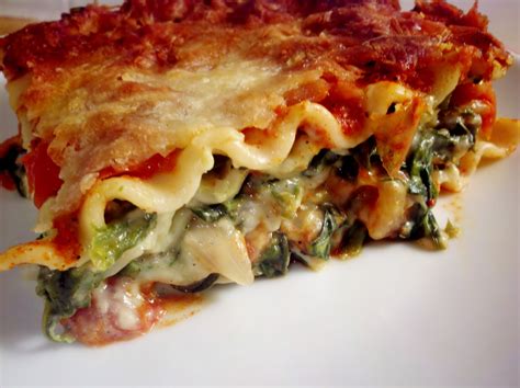 Healthy, One Recipe At a Time...: Spinach Lasagna