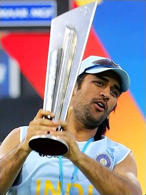 Will Dhoni lead India in the 2015 World Cup? – Cricket Dawn