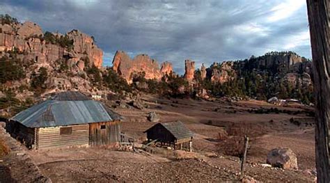 The People's Guide to Mexico :: Mexico's Copper Canyon