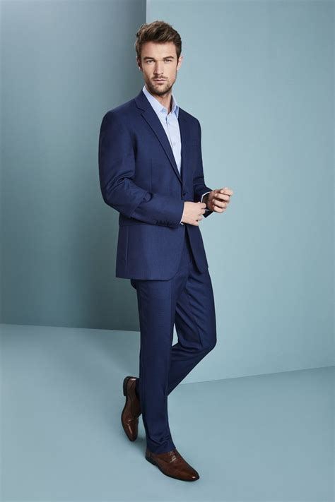 Contemporary Men's Modern Fit Blue Suit