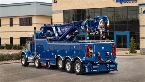 Century M100 | Miller Industries | Miller Industries Towing, Inc.