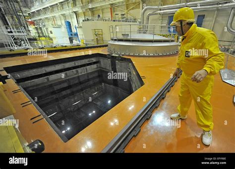 Spent nuclear fuel pool hi-res stock photography and images - Alamy