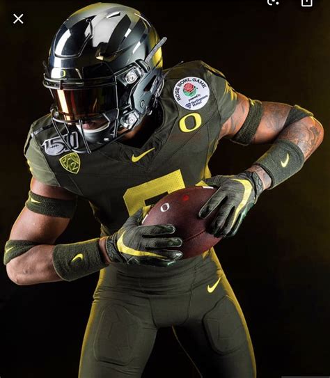 Oregon Ducks uniform Rose Bowl 2020 | Oregon ducks uniforms, College ...