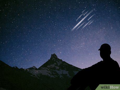 Shooting Star Meaning: 11 Powerful Messages