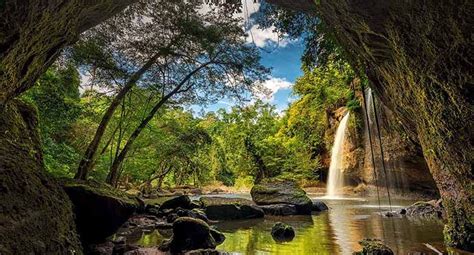 √ Khao Yai National Park