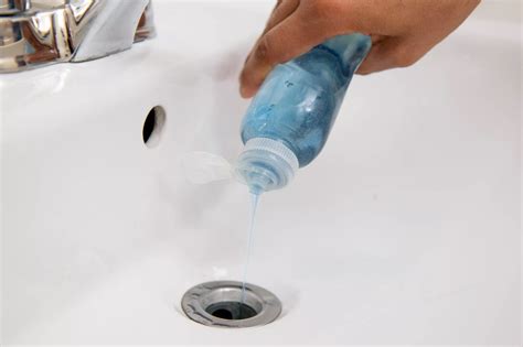 Learn How to Freshen and Unclog a Drain With Baking Soda | Baking soda ...