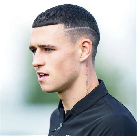 Pin on Phil Foden😍 | Soccer hair, Soccer player hairstyles, Mens ...