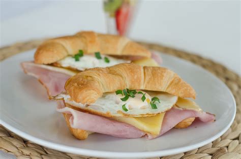 Ham, Fried Egg and Gruyere Cheese Croissant - This Is Cooking for Busy ...