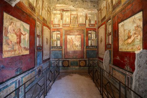 1,900-Year-Old Opulent 'House Of The Vettii' In Pompeii Restored