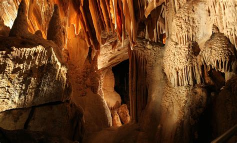 Jenolan Caves & Blue Mountains Day Tour Cruise Excursion in Sydney