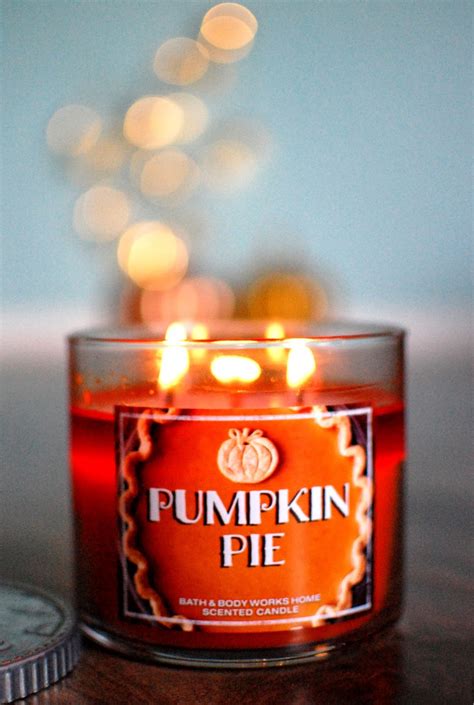 The Redolent Mermaid: Candle: Bath and Body Works Pumpkin Pie