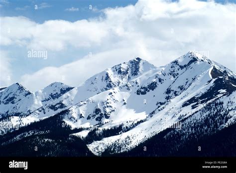 Beautiful snow capped mountain peaks in the Colorado Rocky Mountains ...