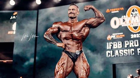 Chris Bumstead Wins Classic Physique Title At Mr Olympia 2022 (Again)