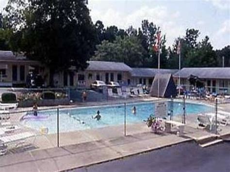 Blue Moon Motel, Lake George (NY) - Booking Deals, Photos & Reviews