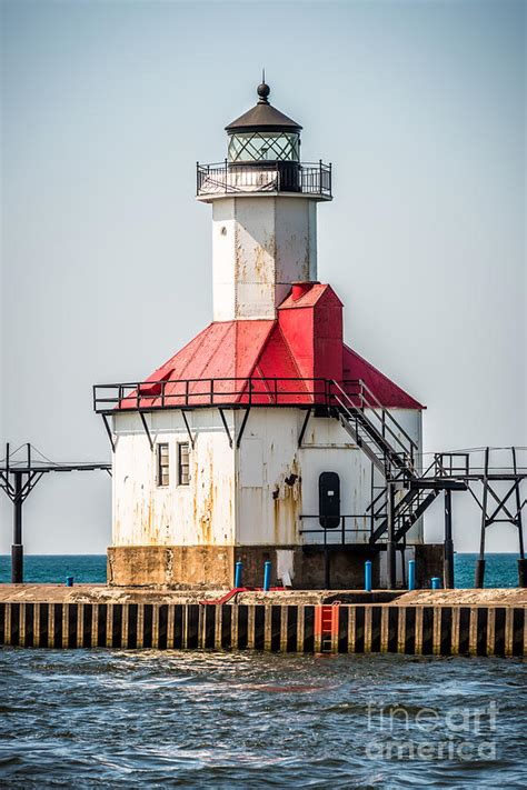 St. Joseph Michigan Lighthouse Picture Photograph by Paul Velgos