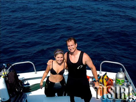 WJXT's Rebecca Barry Scuba Dives with TISIRI | TISIRI