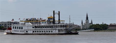 Paddlewheeler Creole Queen Cruise - New Orleans | Tripster