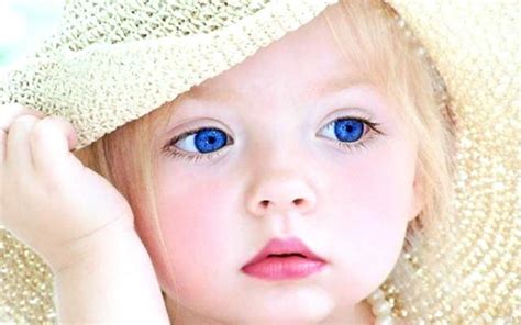 wallpaper: Cute Babies Hd Wallpapers