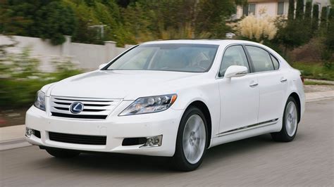 2012 Lexus LS 600h L Preview