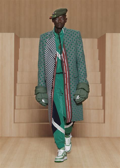 Louis Vuitton Spring 2022 Men's Fashion Show | The Impression