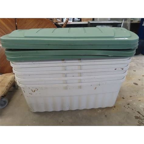 5 Large Storage Tubs w Lids