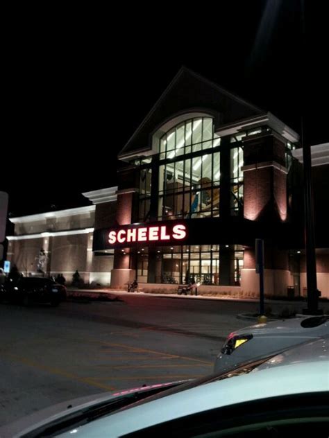 Scheels - Springfield, IL | Springfield illinois, Springfield, Best ...