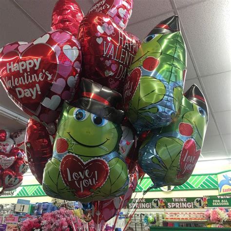 VALENTINE'S DAY BALLOONS AT DOLLAR TREE