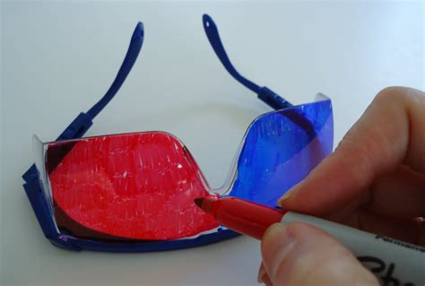 Make Your Own 3D Glasses (with Sharpie Markers!) | 3d glasses, Sharpie ...