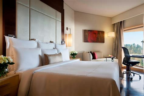 Accommodation in Mumbai - Luxury Hotel Room | JW Marriott Mumbai Juhu