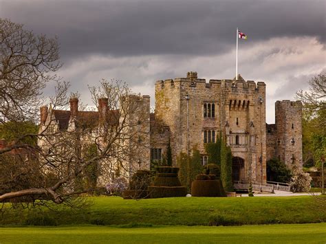 HEVER CASTLE - Karen L Davies