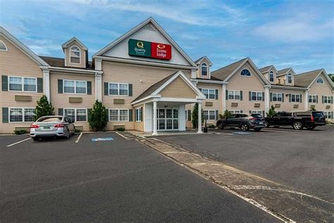 ECONO LODGE - Prices & Hotel Reviews (Auburn, Maine)