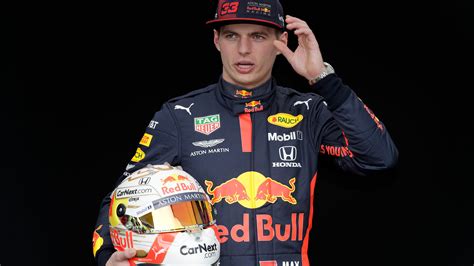 Red Bull official proposes camp for F1 drivers despite virus