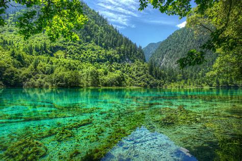 Exploring the Scenic Jiuzhaigou Valley in China | The BackPackers