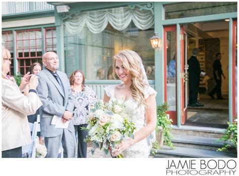 Lambertville House - Lambertville NJ - Rustic Wedding Guide