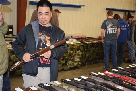 Video: Gun show draws customers and vendors - SaskToday.ca