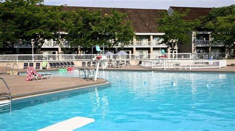 Maumee Bay Lodge and Conference Center, Oregon - Compare Deals