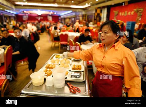 Chinese restaurant, Chinatown, Manhattan, New York, USA Stock Photo - Alamy