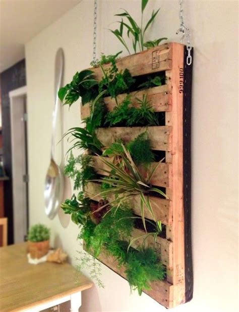 Creative living wall planter ideas – design your own vertical garden