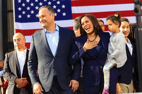 Kamala Harris’s husband Doug Emhoff to campaign in Texas today ...