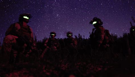 US Army Rangers operating in the night : r/operators