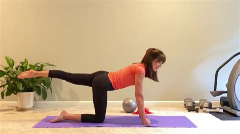 20 Minute BEGINNER Pilates Workout @HOME - The Basics - YouTube