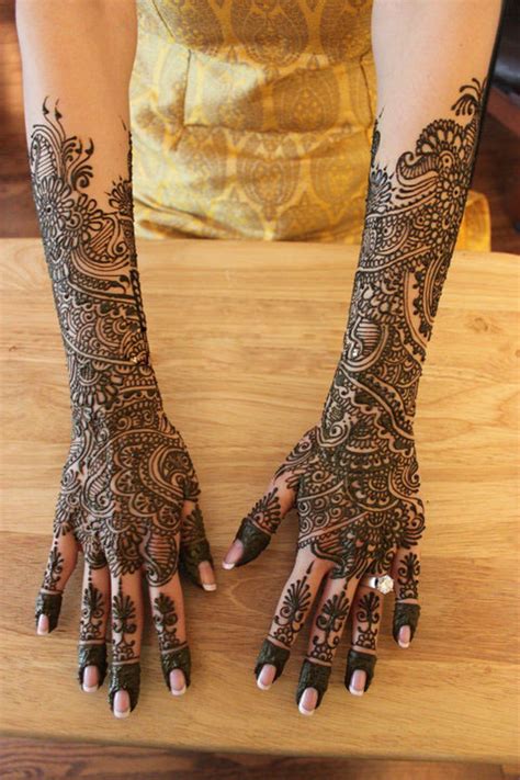 MEHNDI DESIGN: Bridal Mehndi Design / Full Hand Henna Design