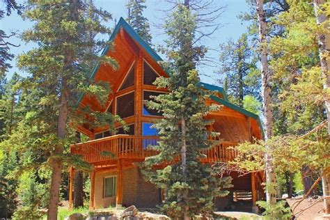 Luxury 3 Story Log Home in Duck Creek close To Zion, Bryce & Brian Head ...