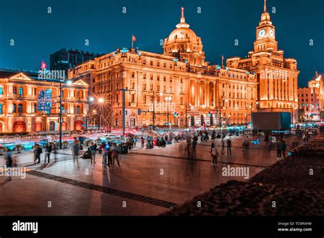 Shanghai Bund architecture Stock Photo - Alamy