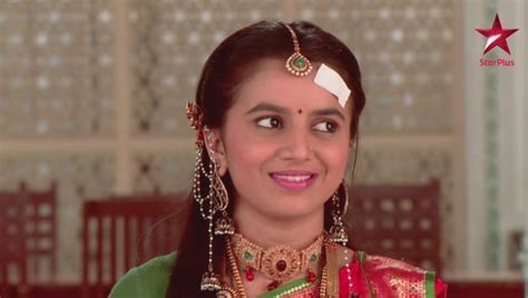 Saath Nibhana Saathiya S01E958 Umang buys a ring for Radha Full Episode ...